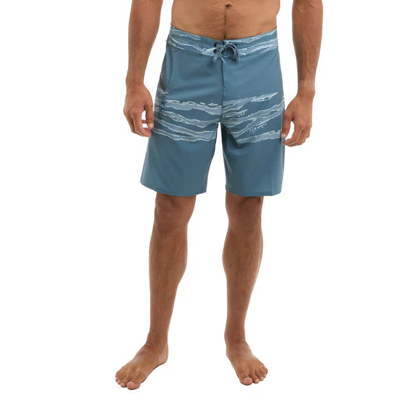 PELAGIC STRIKE 19" WAHOO CAMO