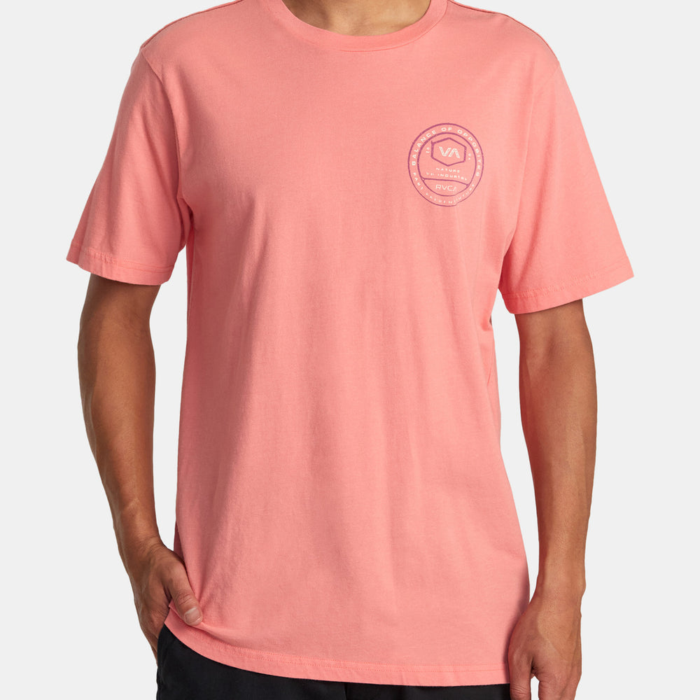 
                      
                        RVCA TRACT TEE
                      
                    