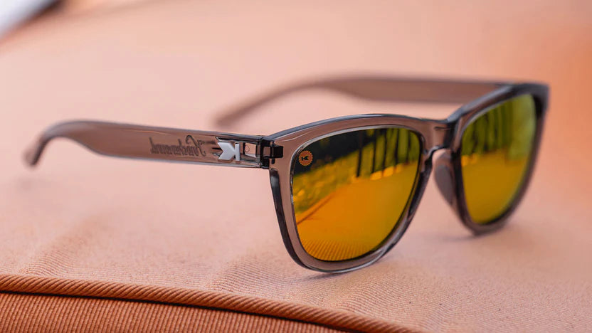 
                      
                        KNOCKAROUND CLEAR GREY
                      
                    